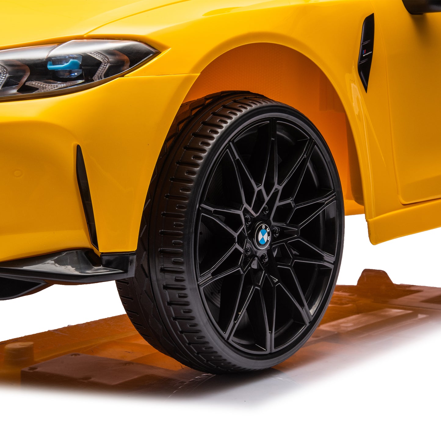 BMW M4 12V Kinder-Elektroautomit 2.4G-Fernbedinung für Eltern